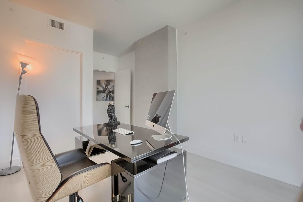Photo of Livingroom in Historic Core