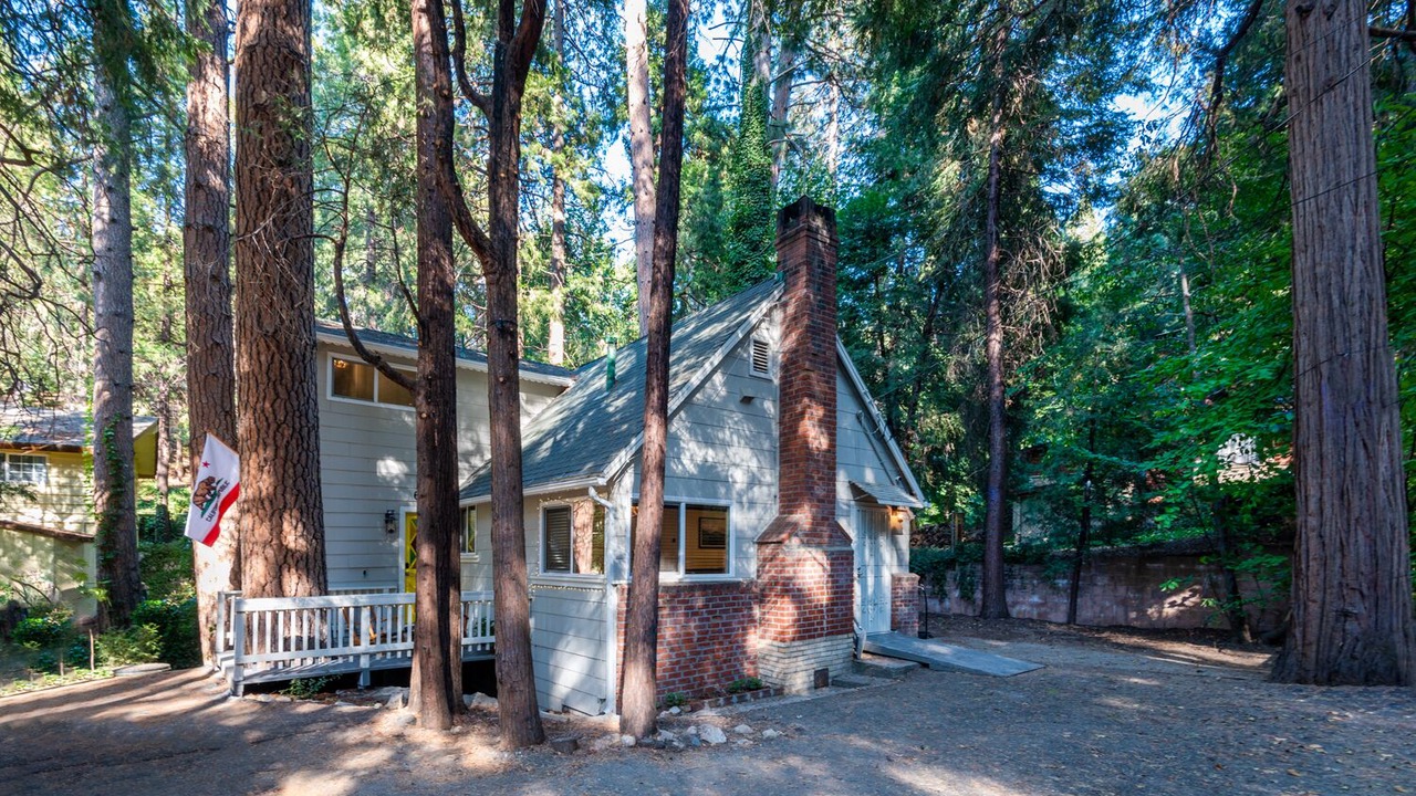 Photo of Outdoor in Crestline