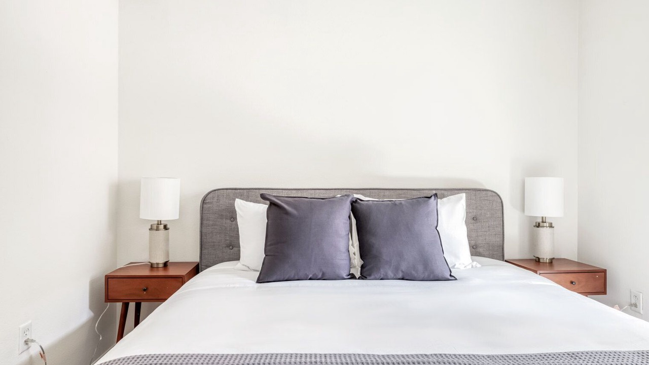 Photo of Bedroom in Los Angeles