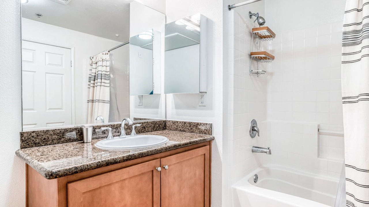 Photo of Bathroom in Los Angeles