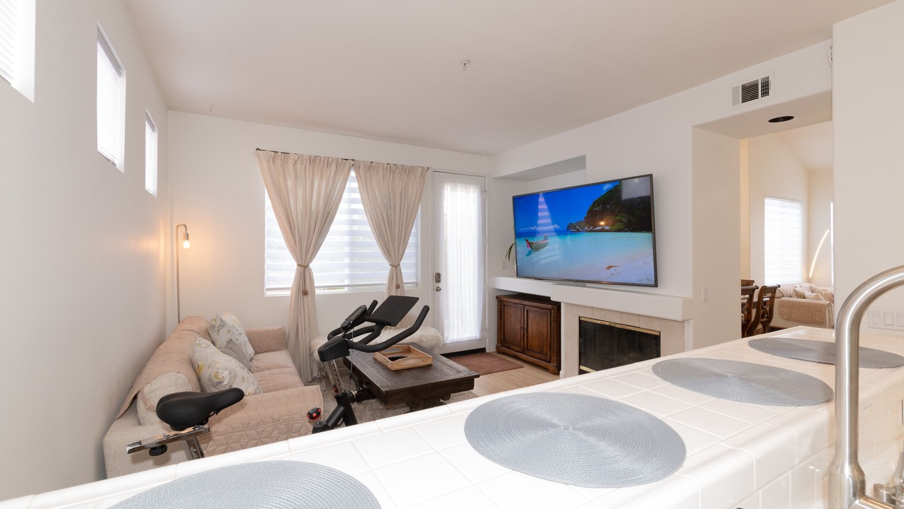 Photo of Livingroom in Ventura