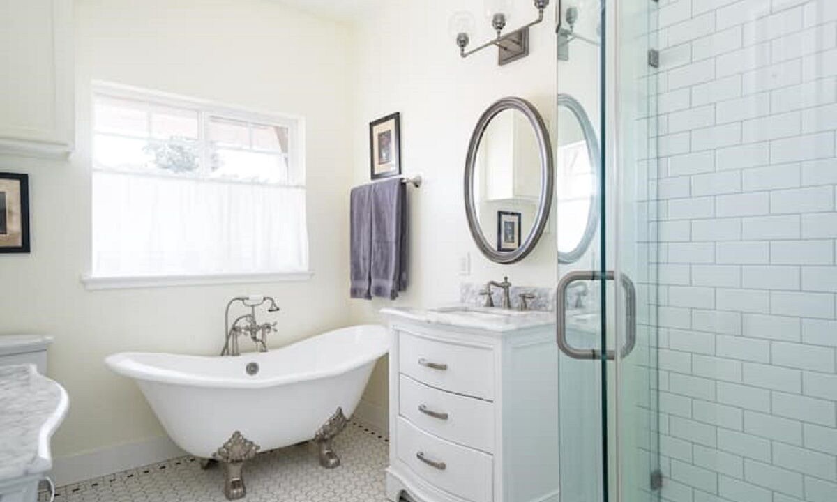 Photo of Bathroom in Chico