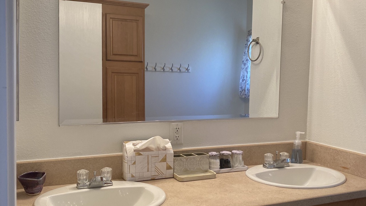 Photo of Bathroom in Wofford Heights