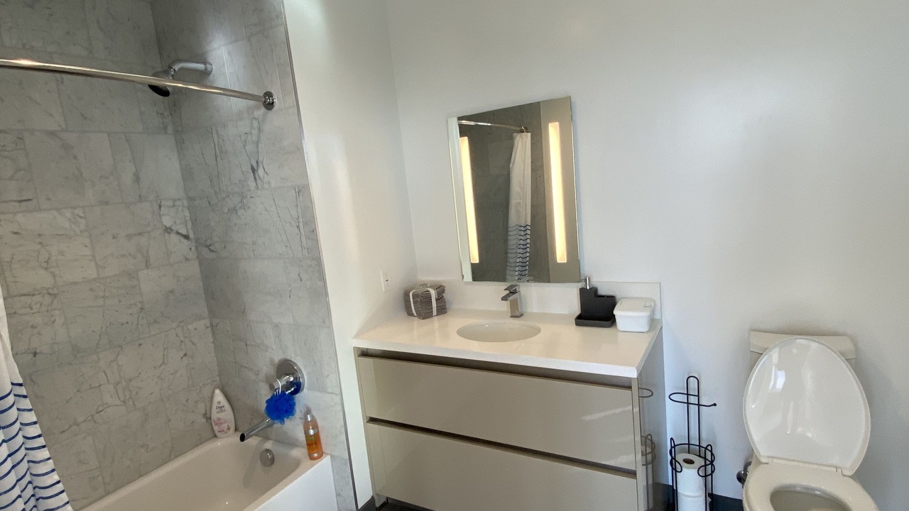 Photo of Bathroom in East Los Angeles