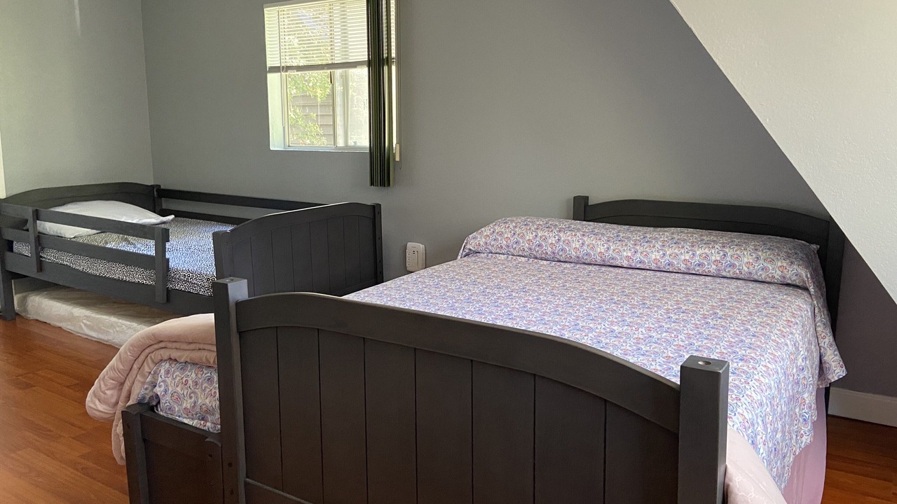 Photo of Bedroom in Crestline