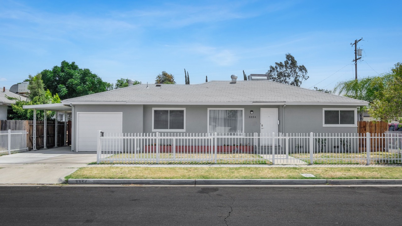 Photo of Outdoor in Raisin