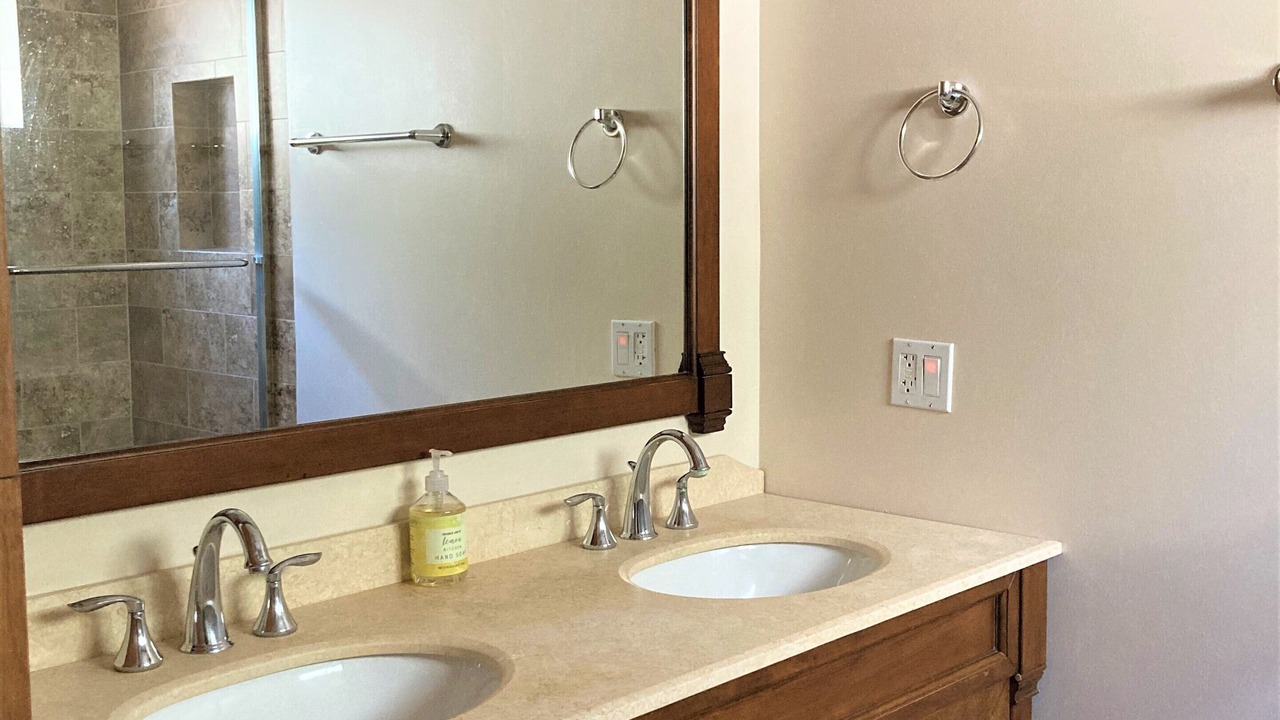 Photo of Bathroom in Granada Hills South