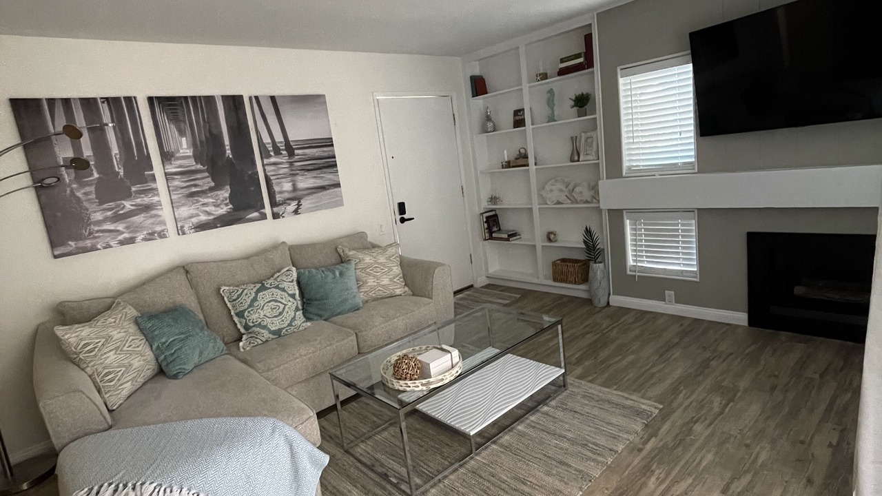 Photo of Livingroom in Huntington Beach
