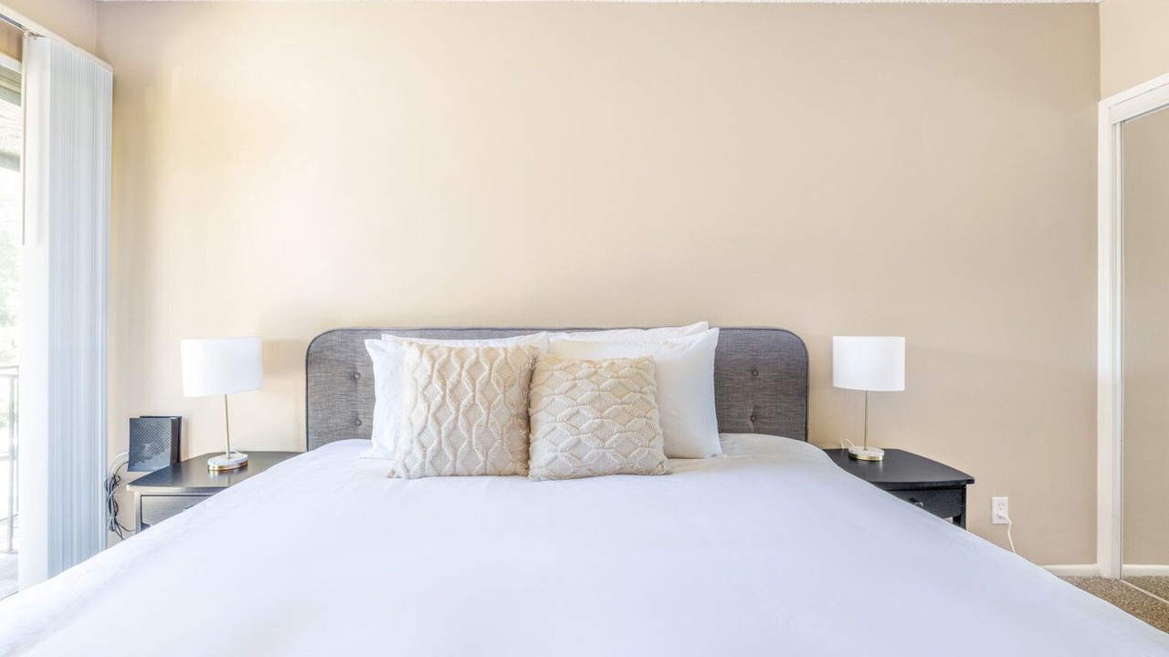 Photo of Bedroom in Sherman Oaks