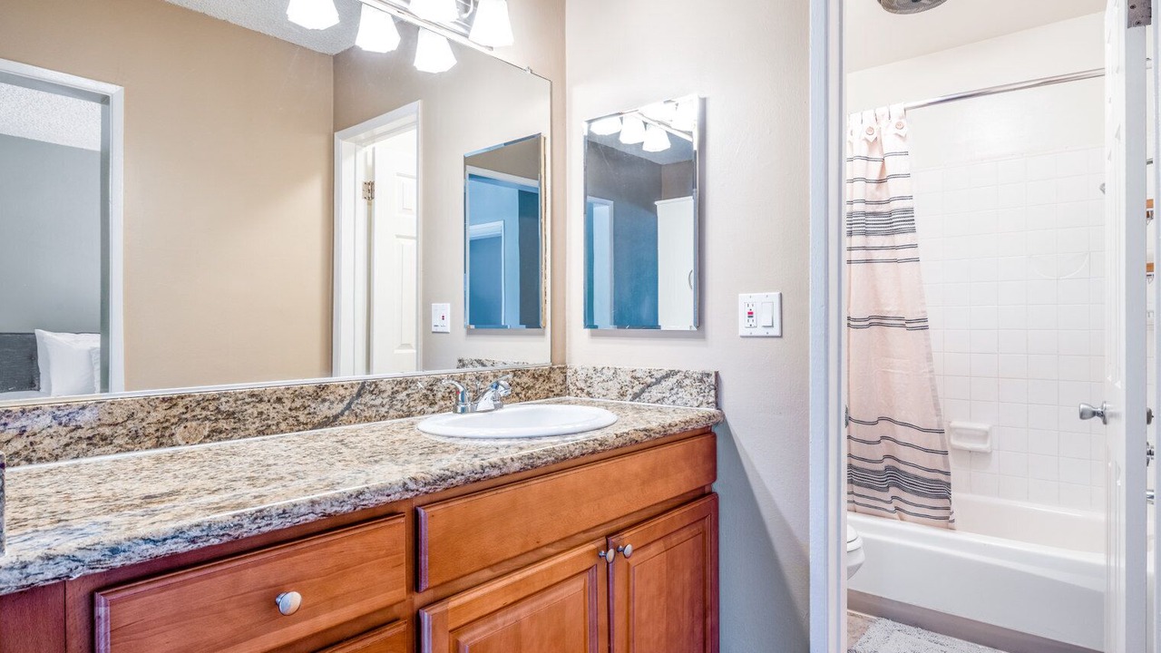 Photo of Bathroom in Sherman Oaks