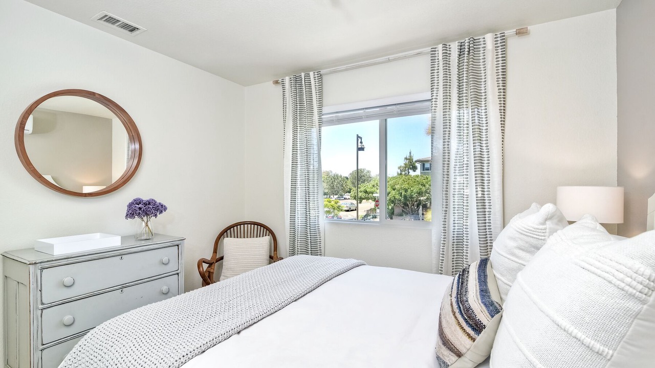 Photo of Bedroom in Leucadia