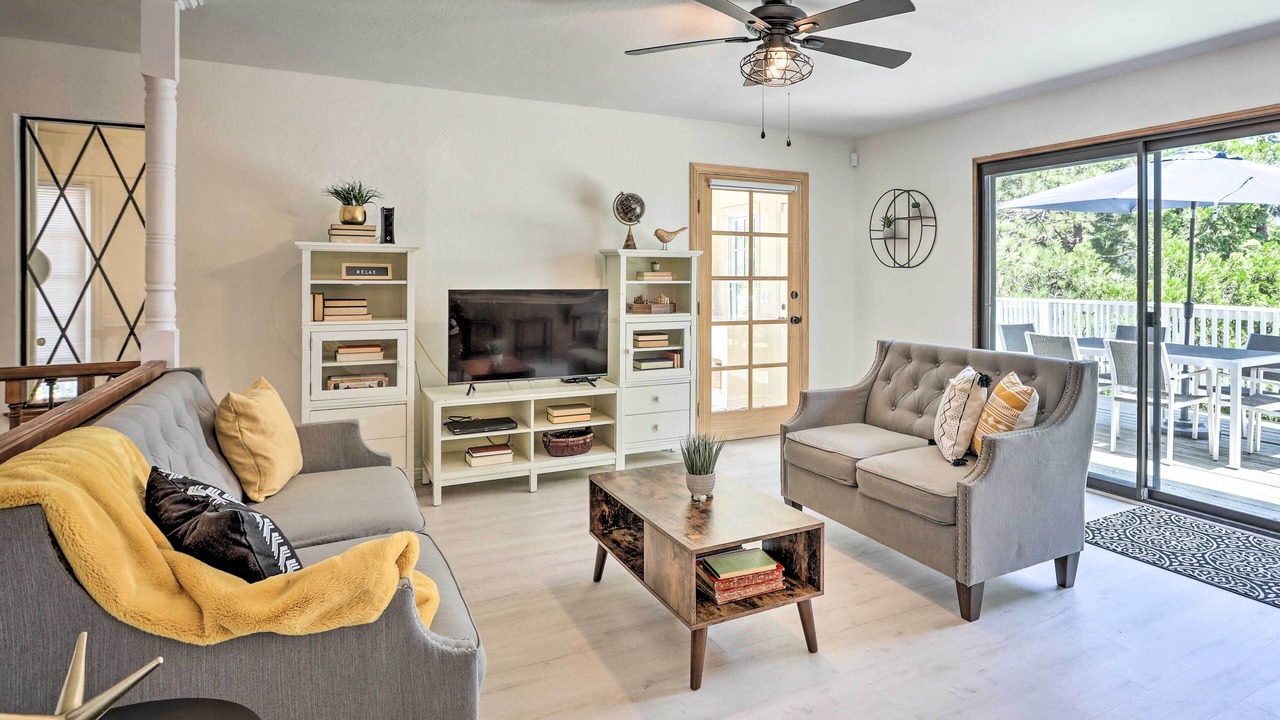 Photo of Bedroom in Crestline