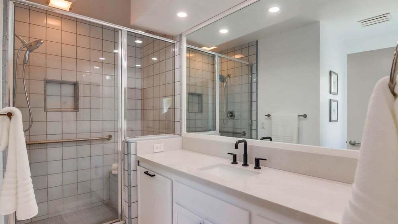 Photo of Bathroom in Mission Beach