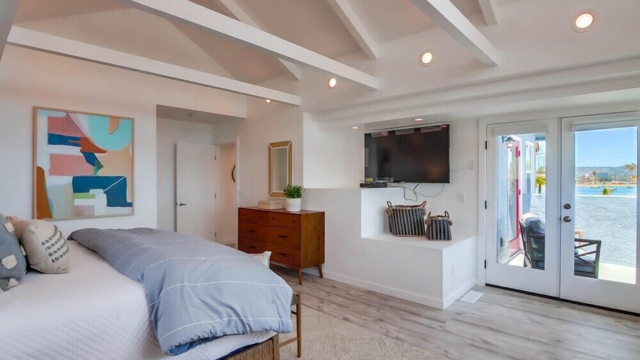 Photo of Bedroom in Mission Beach