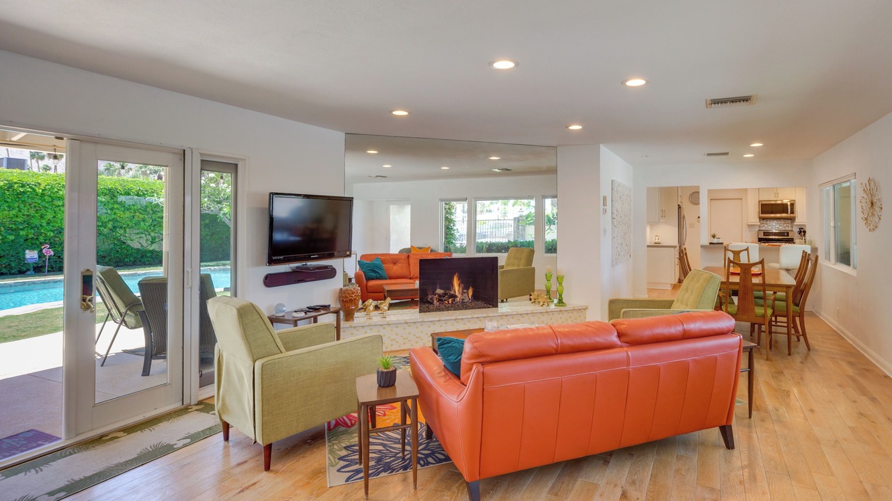 Photo of Livingroom in Deepwell Estates