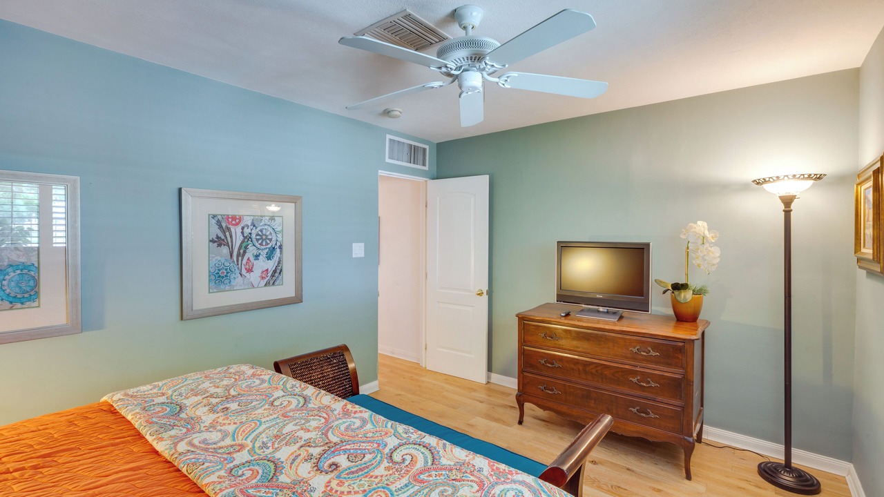 Photo of Bedroom in Deepwell Estates