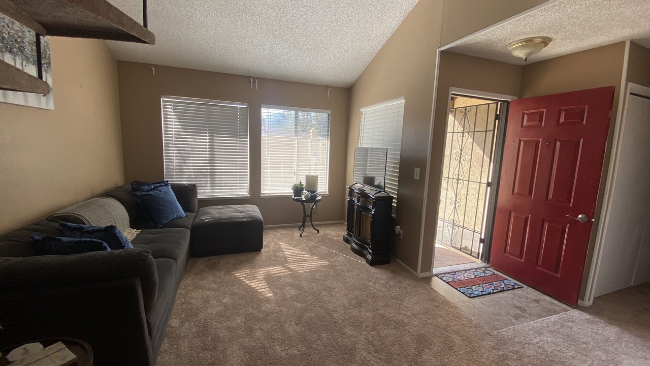 Photo of Livingroom in West Park Community