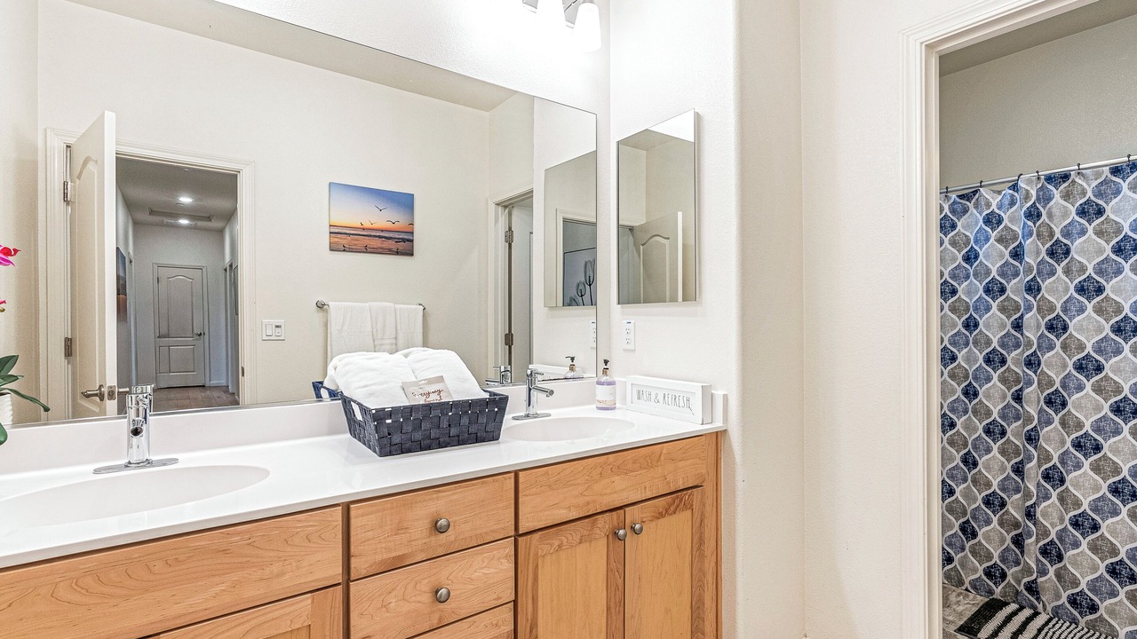 Photo of Bathroom in Salinas