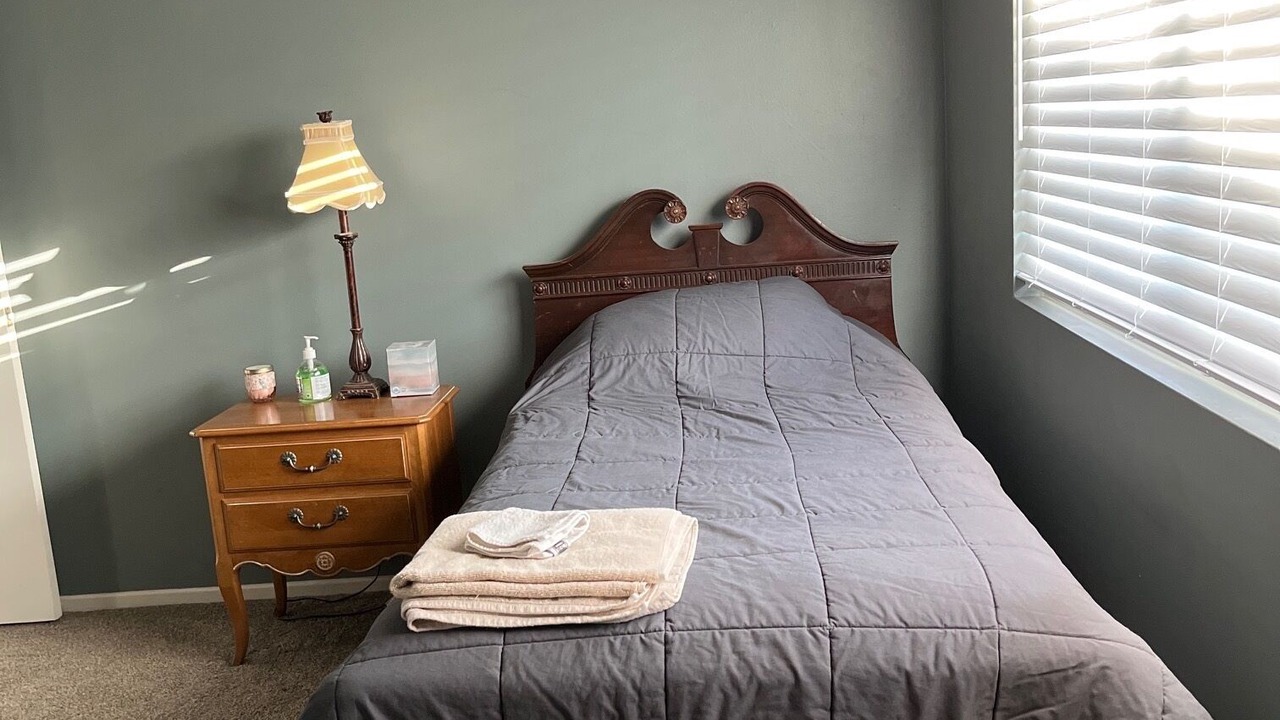 Photo of Bedroom in Orange