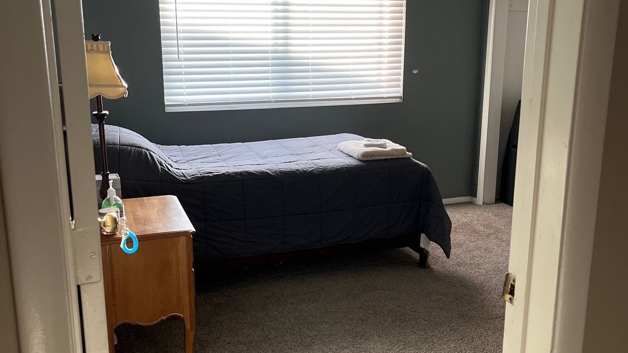 Photo of Bedroom in Orange