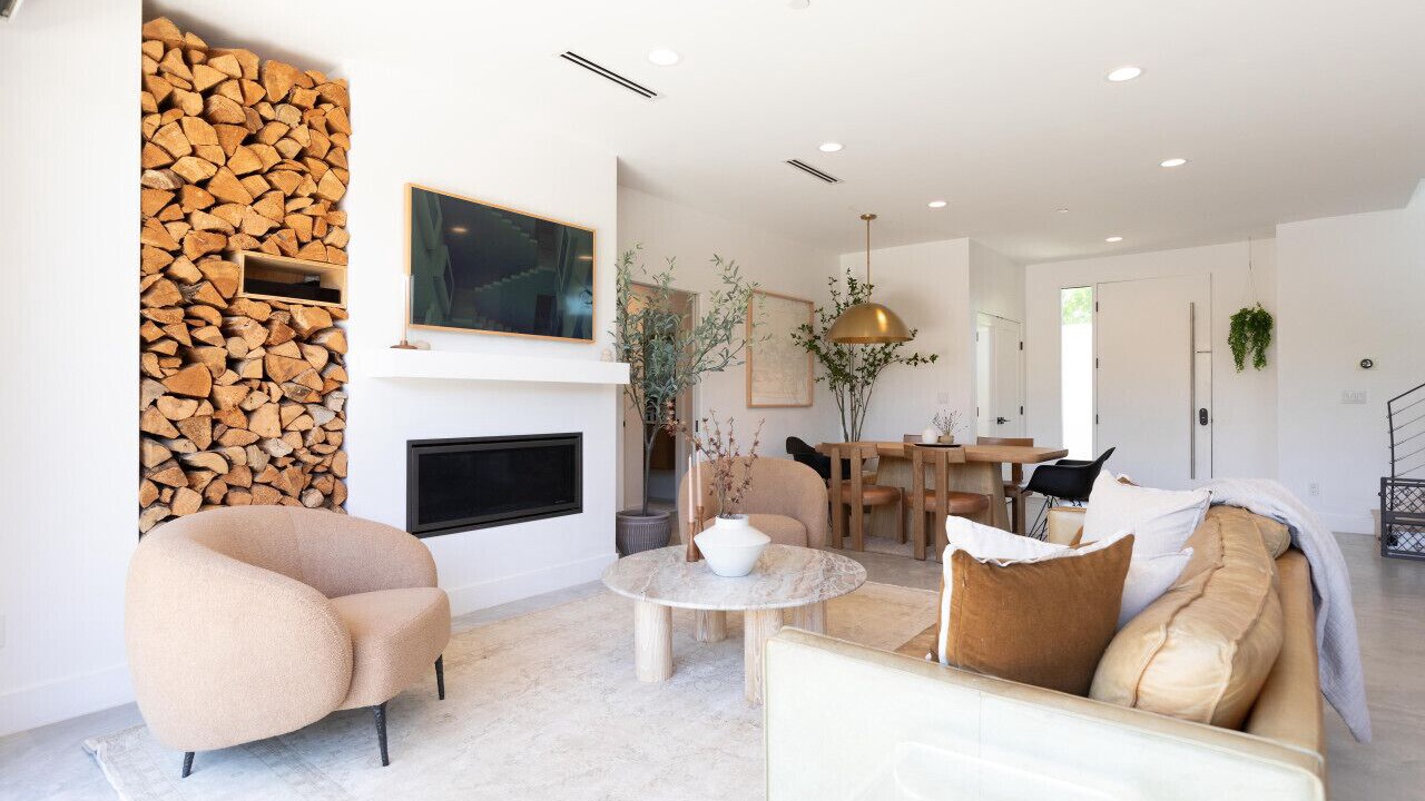 Photo of Livingroom in Cardiff-by-the-Sea