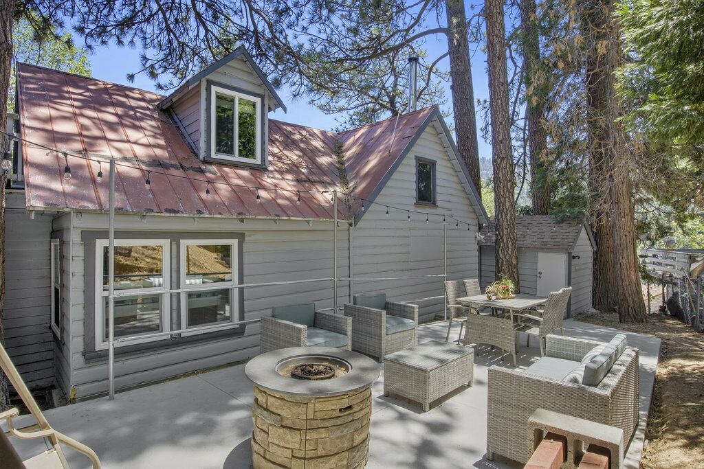 Photo of Patio Balcony in Crestline