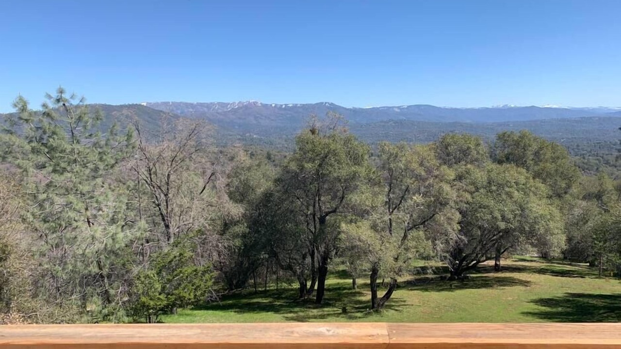 Photo of Patio Balcony in Mariposa