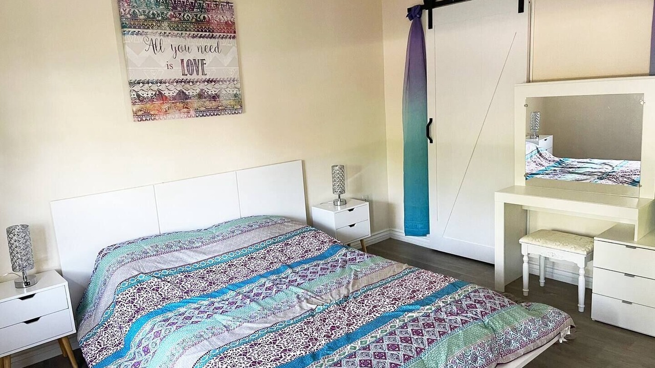 Photo of Bedroom in Airport Area
