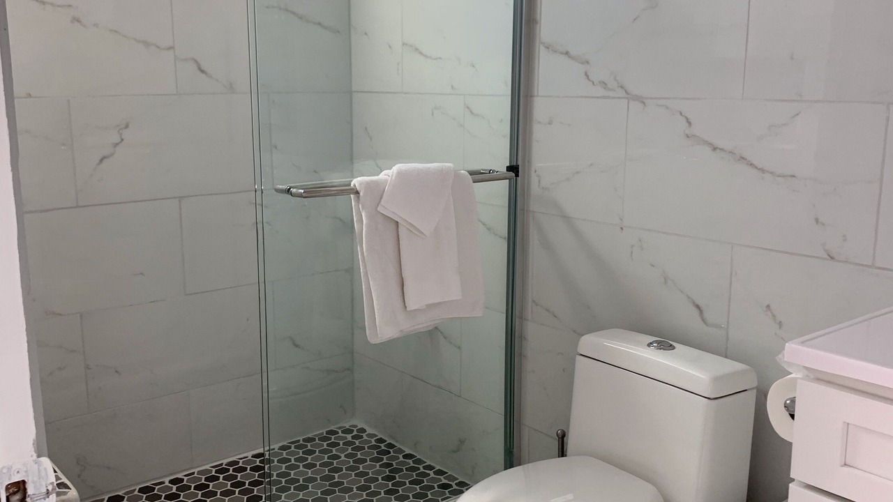 Photo of Bathroom in Hawthorne