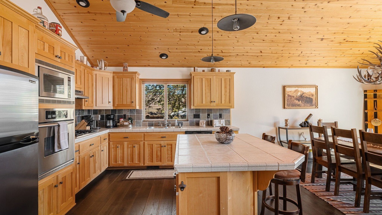 Photo of Kitchen in Castle Glen Estates