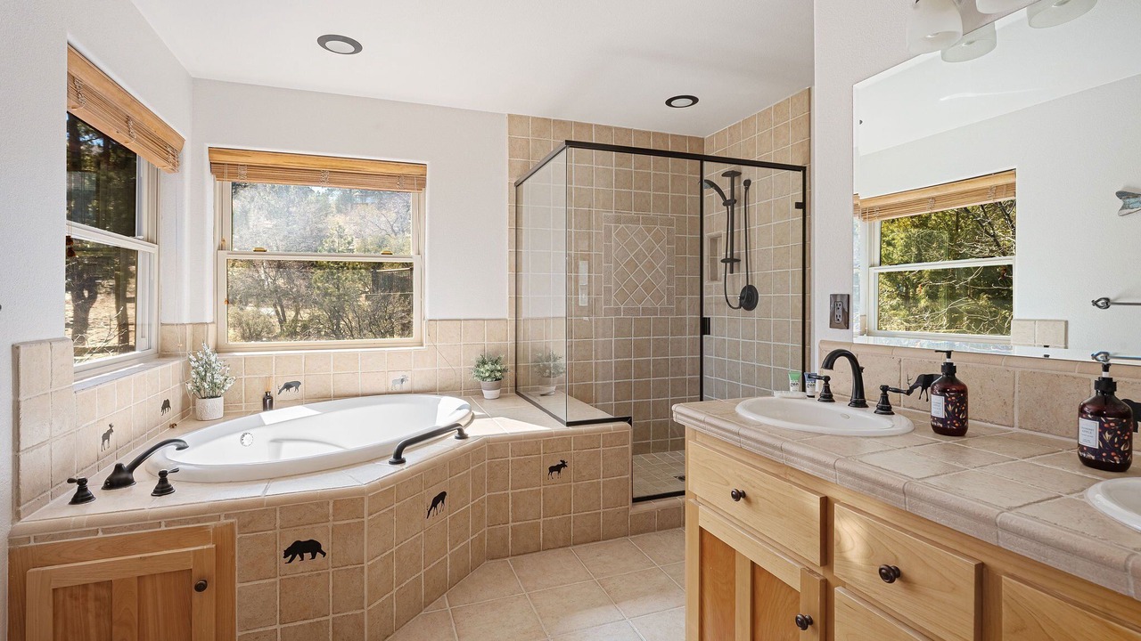 Photo of Bathroom in Castle Glen Estates