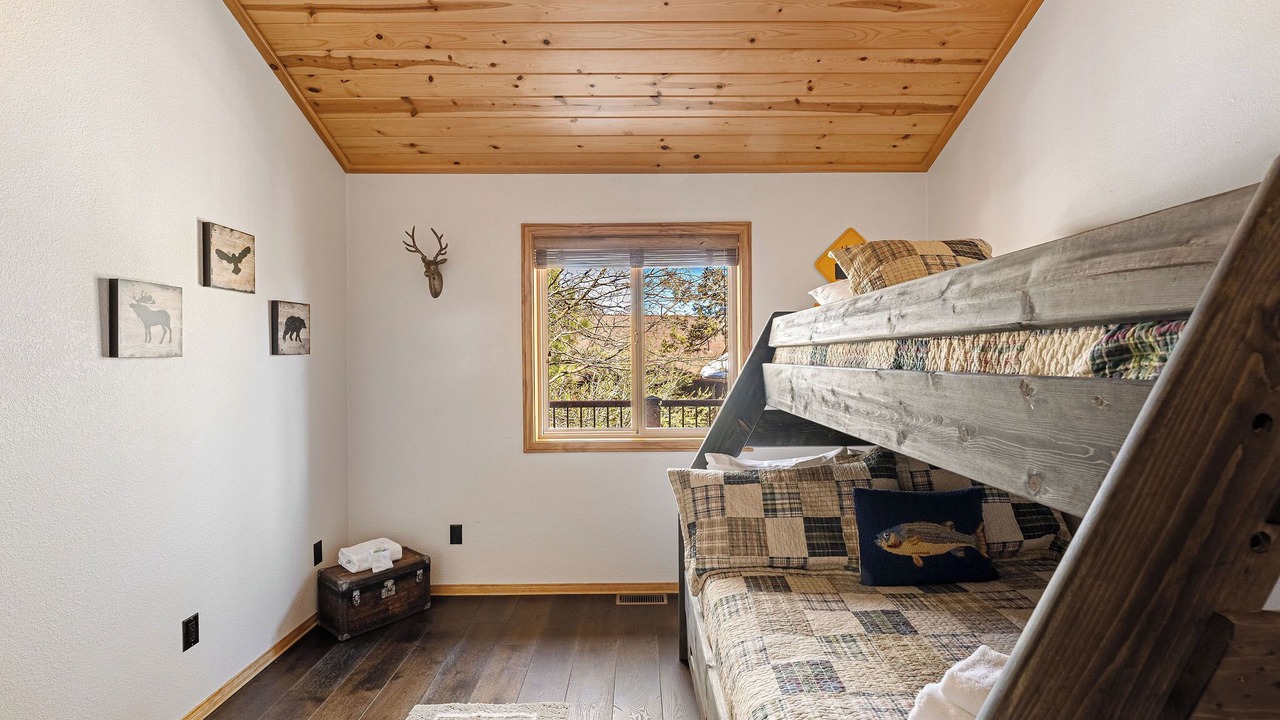 Photo of Bedroom in Castle Glen Estates