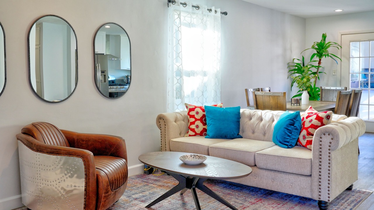Photo of Livingroom in La Crescenta