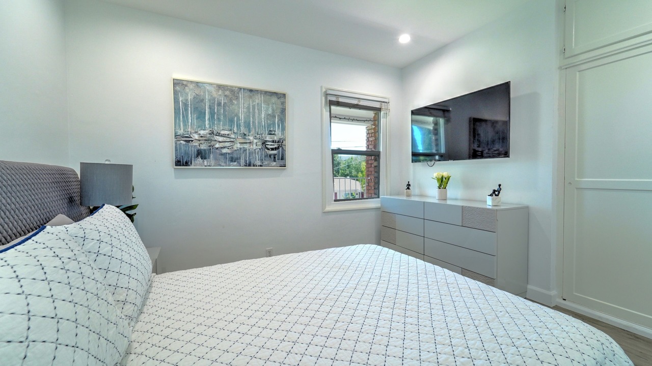 Photo of Bedroom in La Crescenta