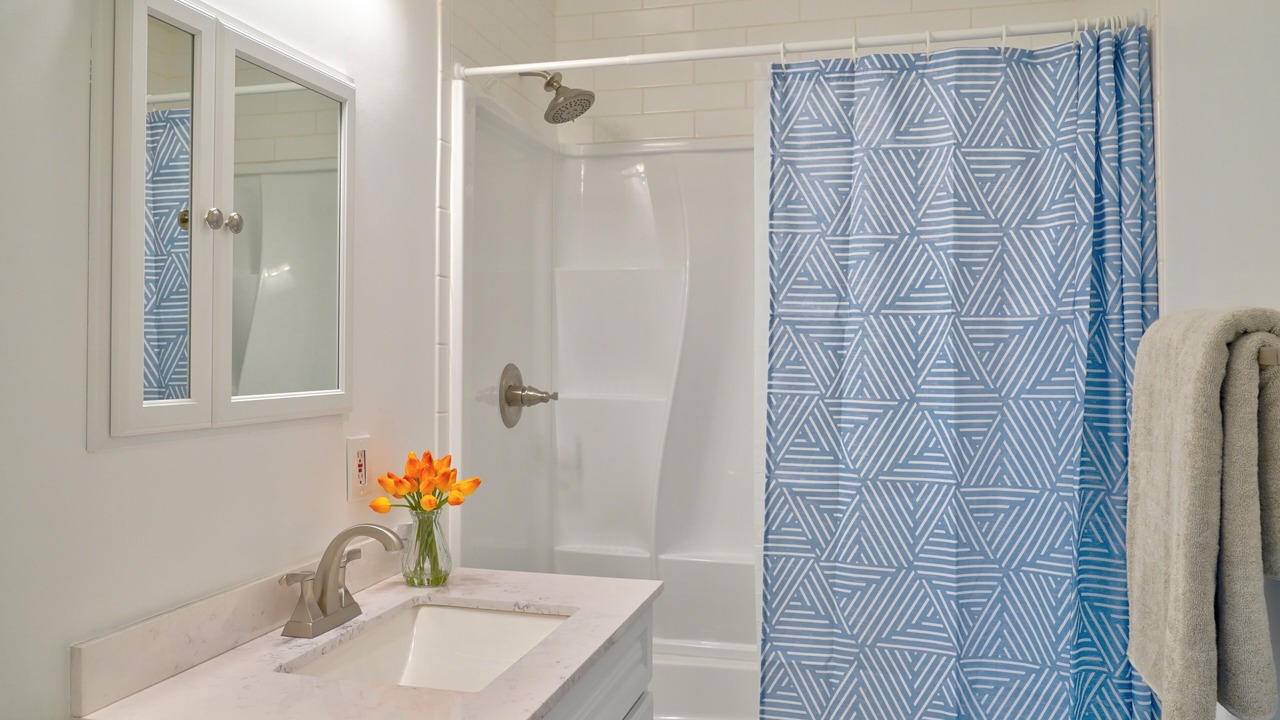 Photo of Bathroom in La Crescenta