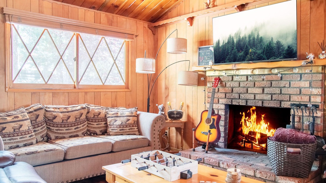 Photo of Livingroom in Big Bear Lake