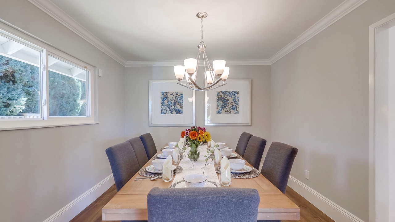 Photo of Livingroom in Orange