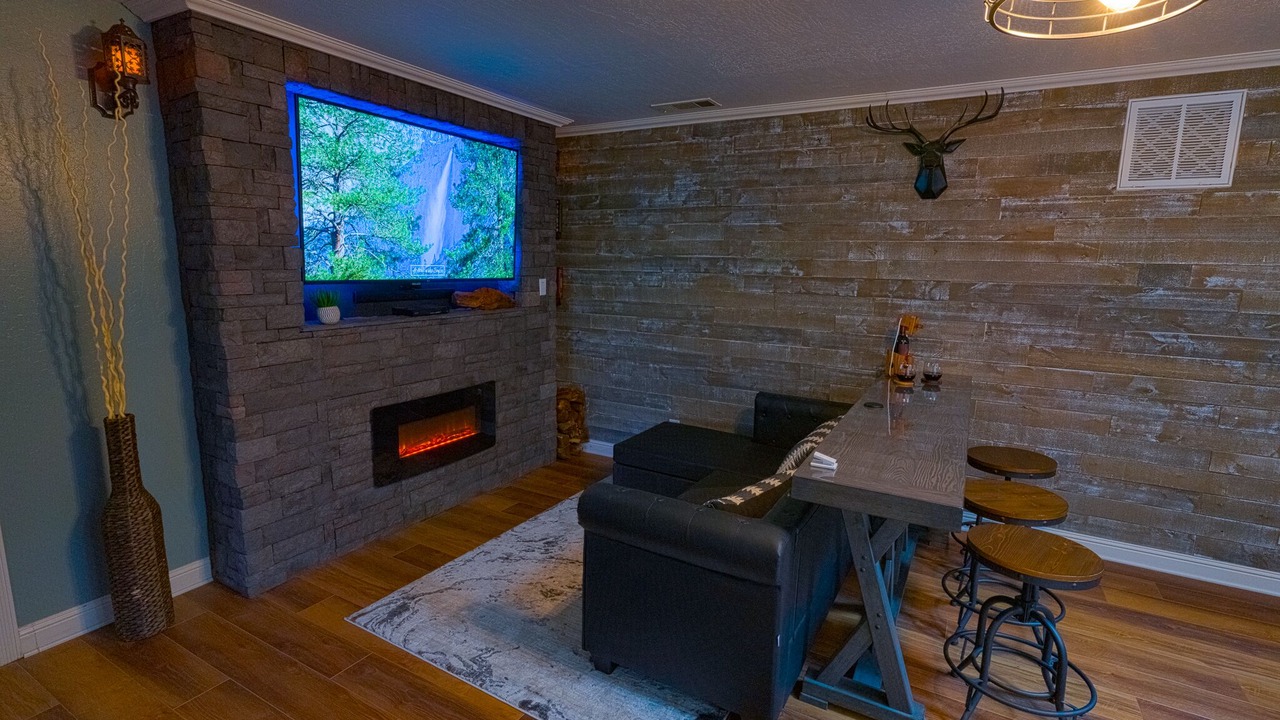 Photo of Livingroom in Groveland