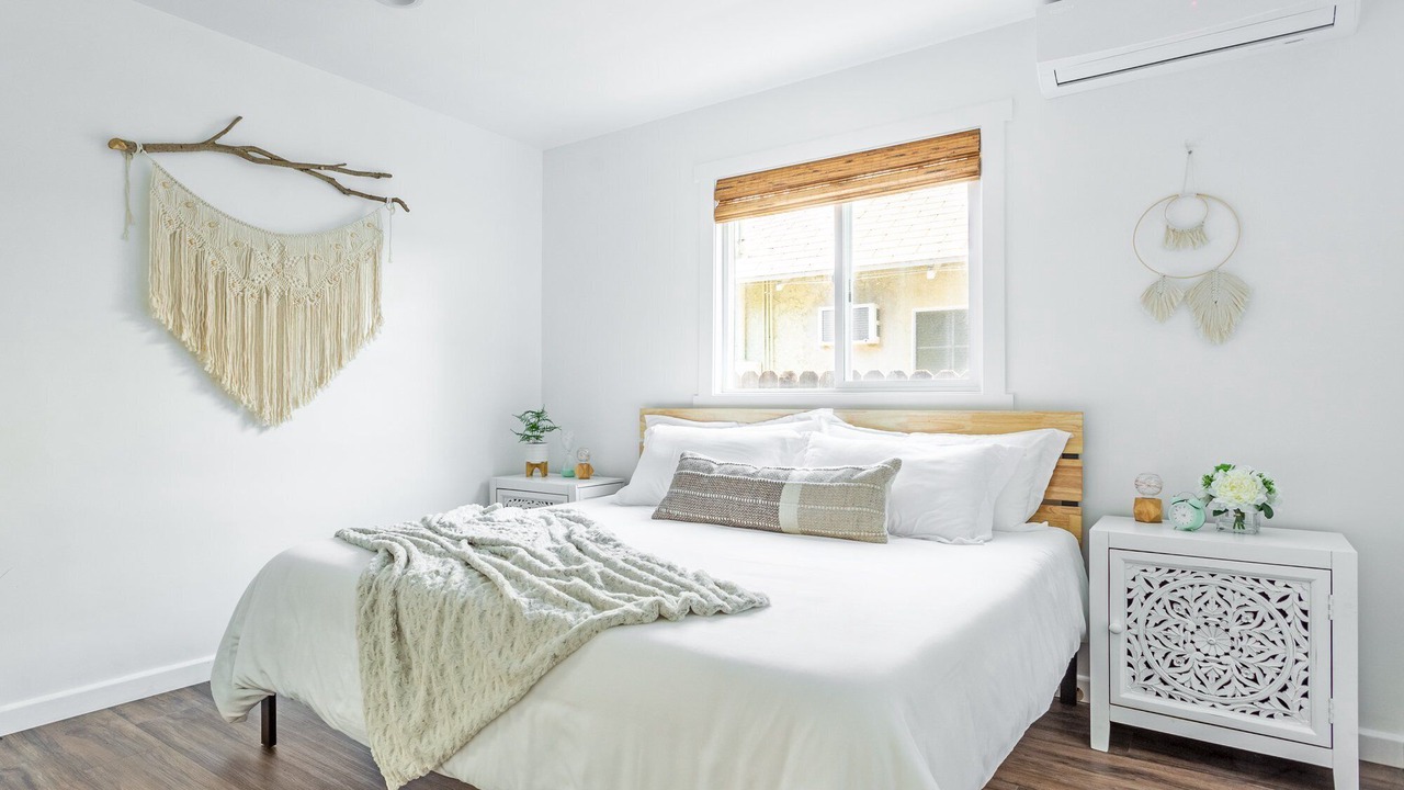 Photo of Bedroom in East Pasadena