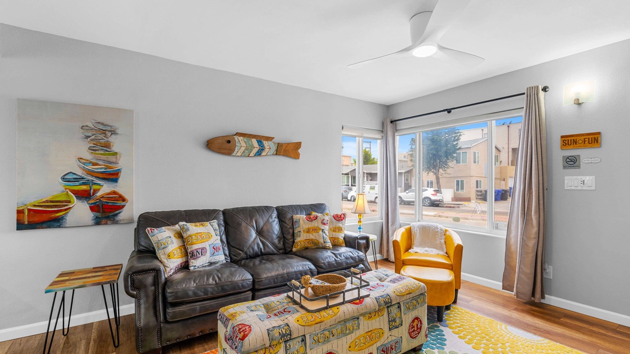 Photo of Livingroom in Central Mission Beach