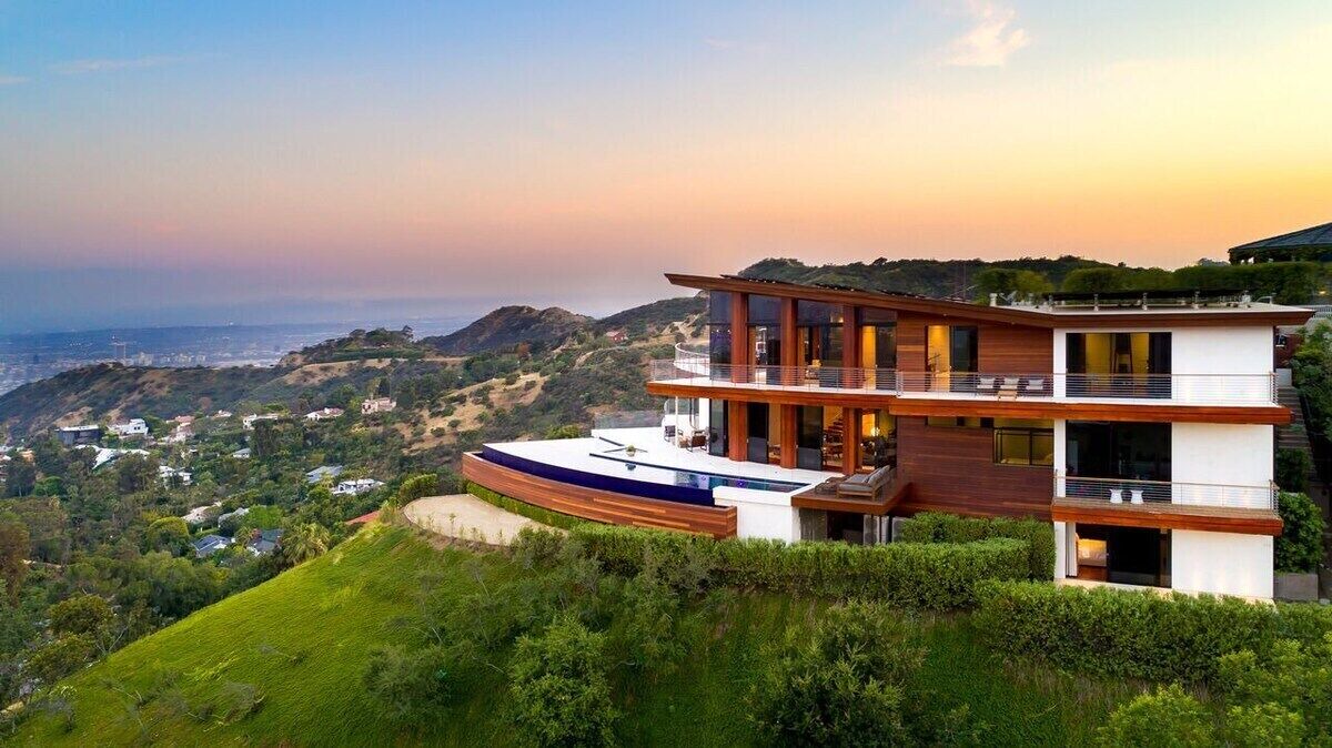 Photo of Outdoor in Hollywood Hills