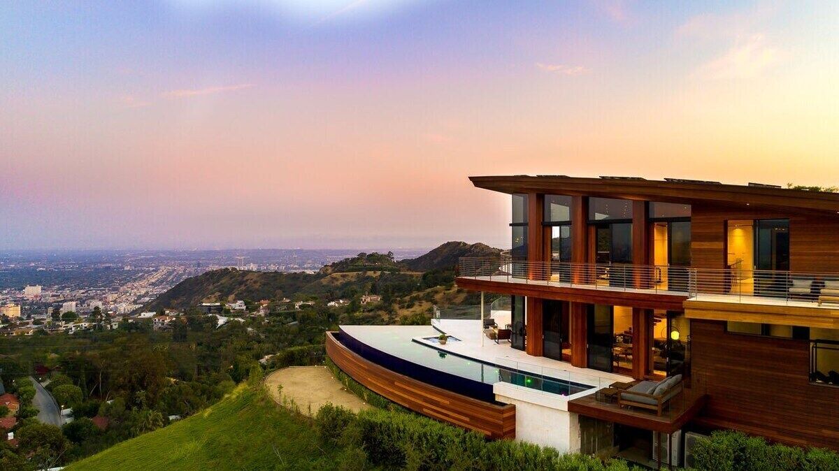 Photo of Outdoor in Hollywood Hills