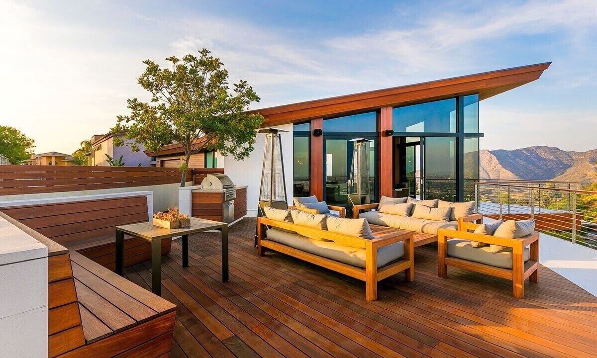 Photo of Patio Balcony in Hollywood Hills