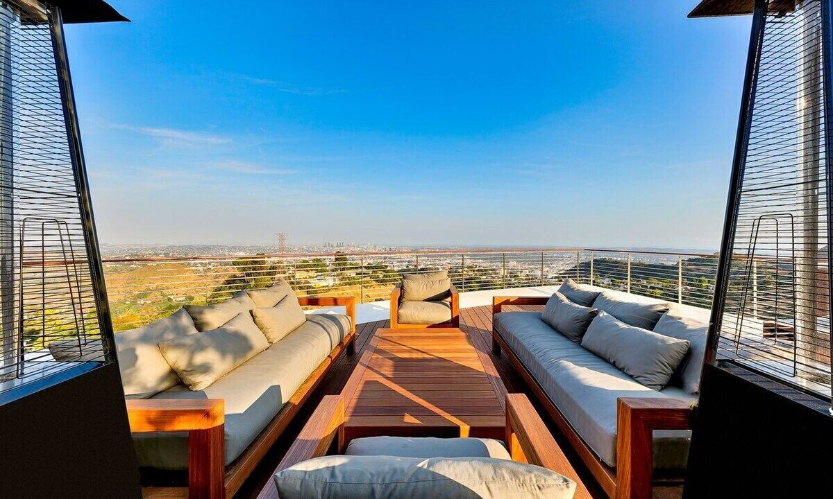 Photo of Outdoor in Hollywood Hills
