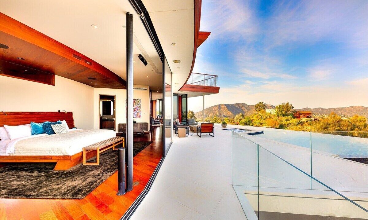 Photo of Bedroom in Hollywood Hills