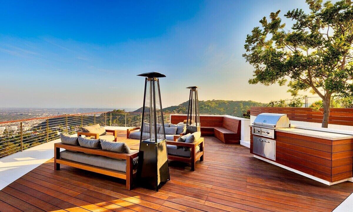 Photo of Patio Balcony in Hollywood Hills