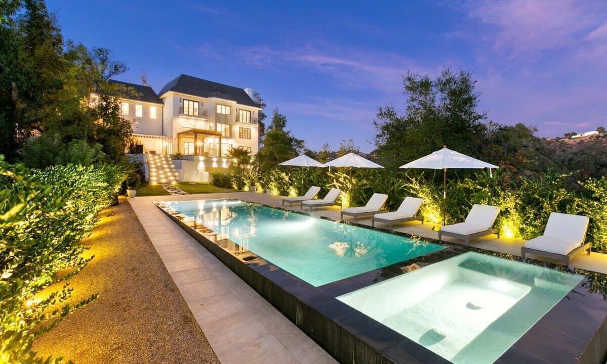 Photo of Outdoor in Beverly Glen