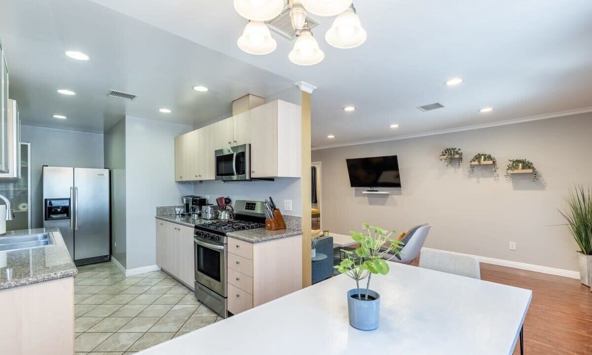 Photo of Kitchen in NoHo Arts District