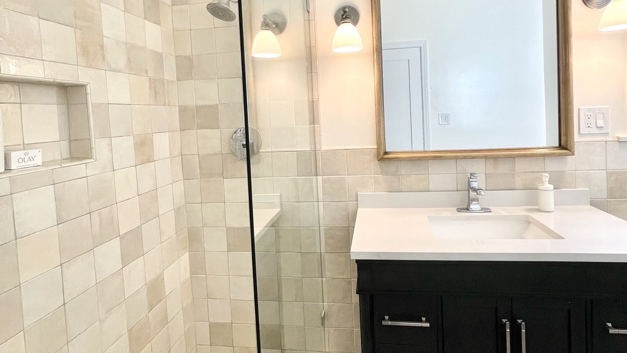 Photo of Bathroom in Beverly Hills
