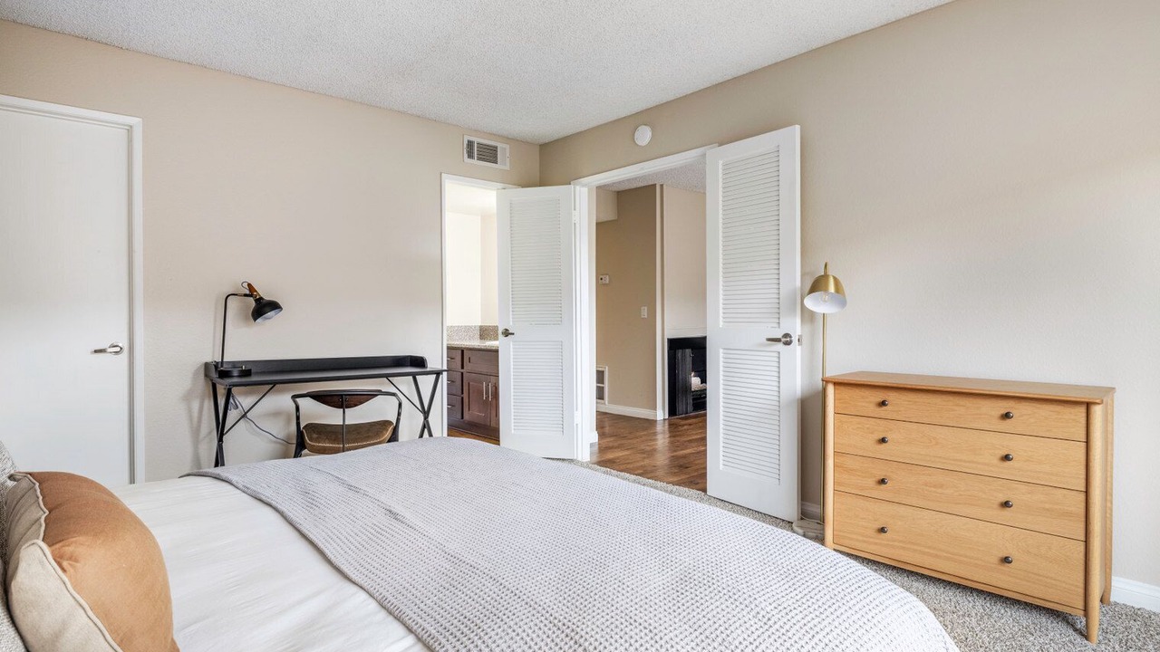 Photo of Bedroom in Downtown